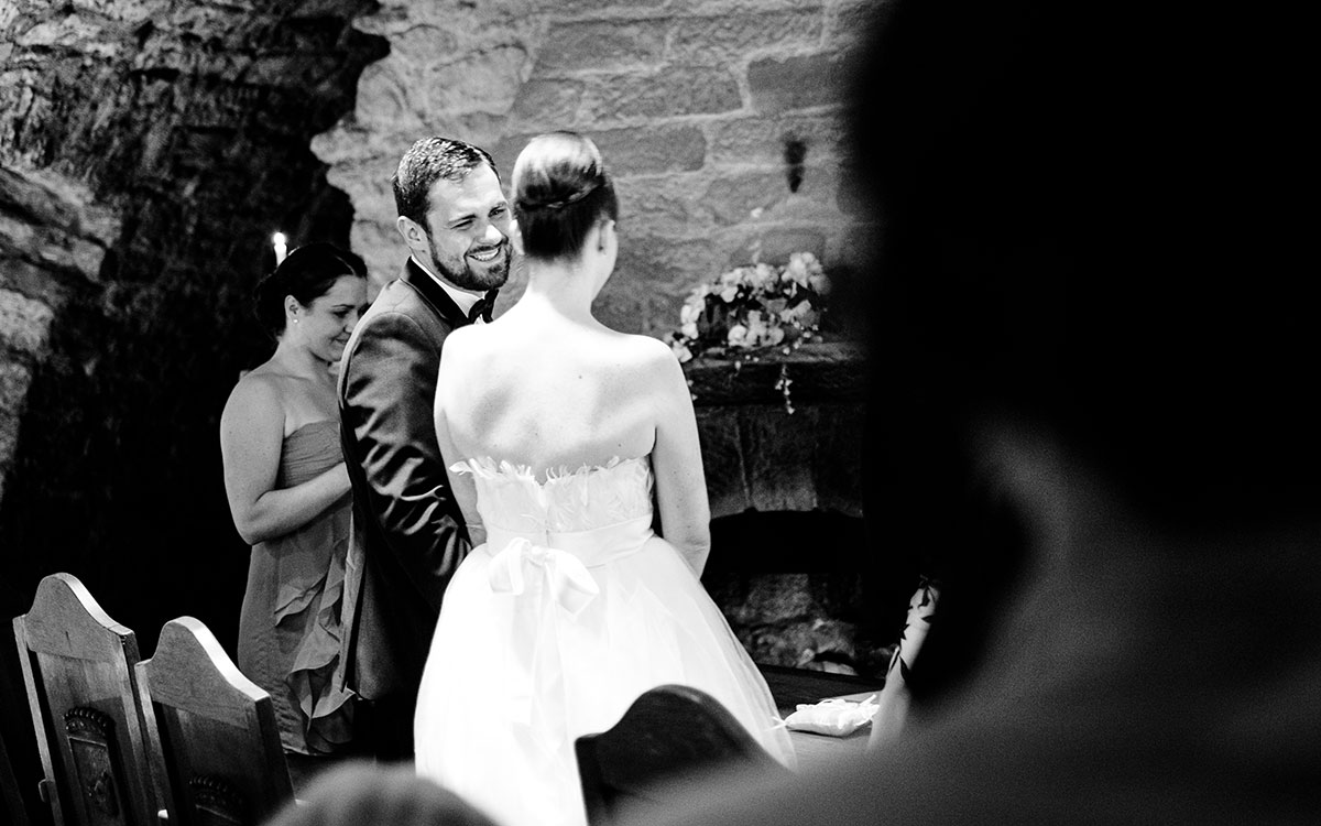 Hochzeitspaar im Standesamt