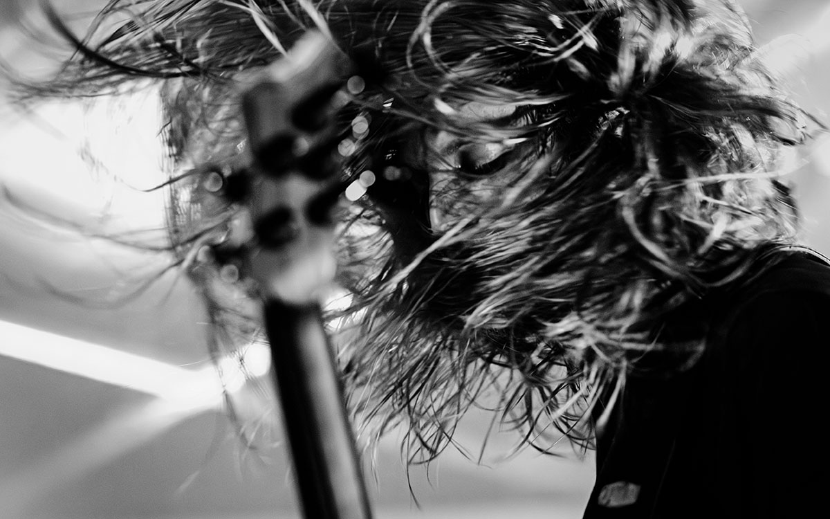 Ducs Bassist beim Spider Festival in Göttingen