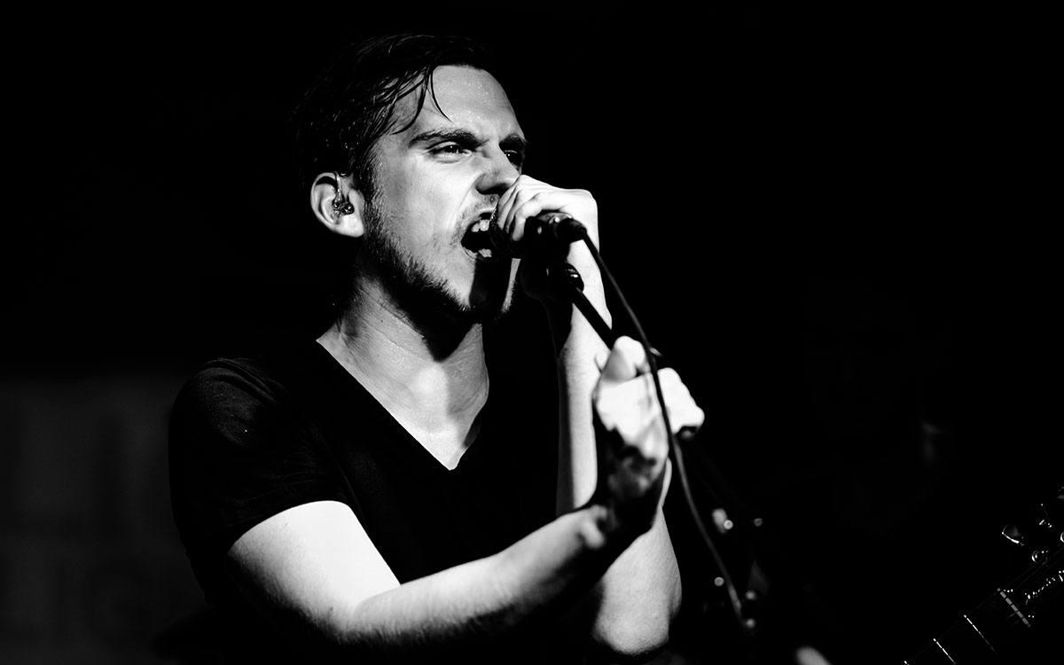 Sänger der Band Fibre beim NomRock3 Festival